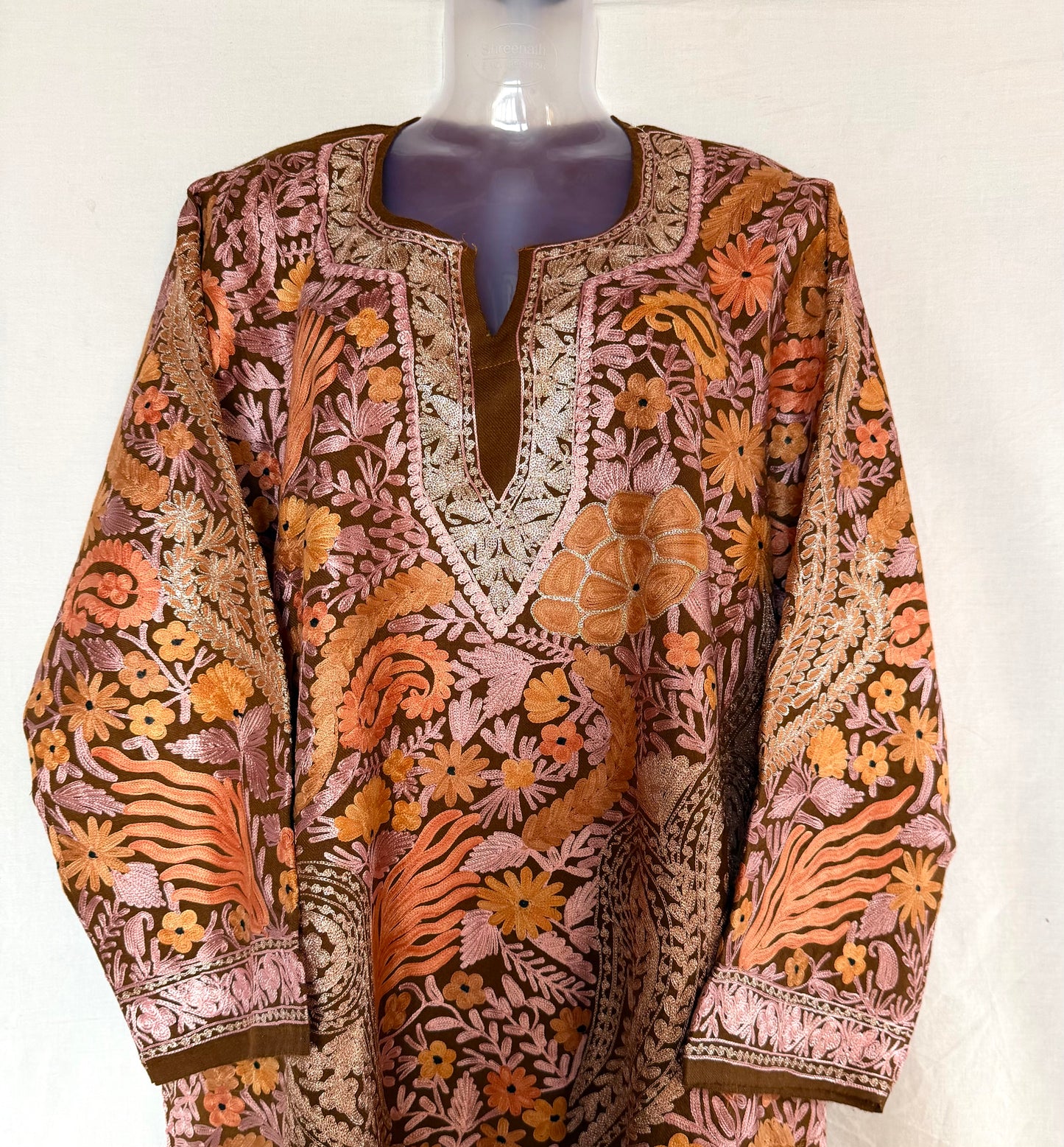 Brown Jaal Daar Raffal Pheran