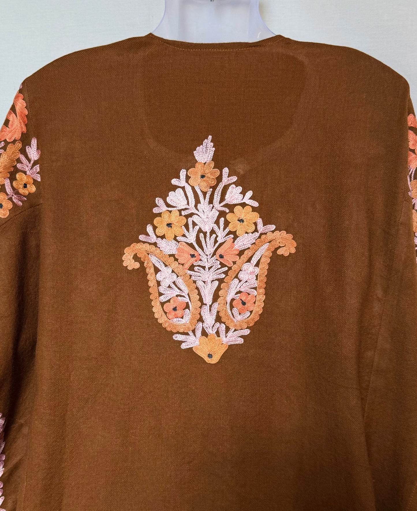 Brown Jaal Daar Raffal Pheran