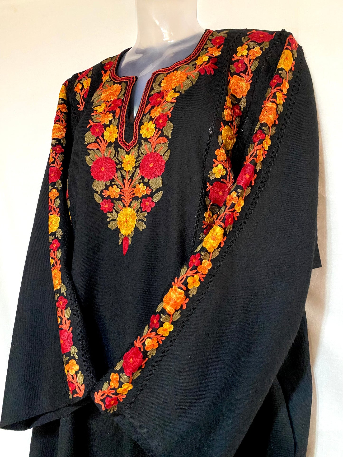 Black Royale Raffal Pheran